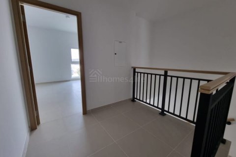 Villa de 4 dormitorios en Villanova, UAE No. 164244 9