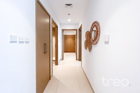 Appartement de 2 chambres à Creek Horizon, UAE No. 206147 6