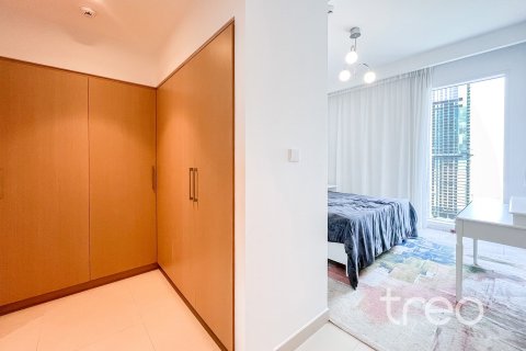 Appartement de 2 chambres à Creek Horizon, UAE No. 206147 7