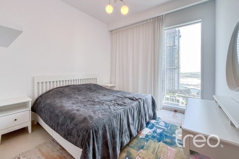 Appartement de 2 chambres à Creek Horizon, UAE No. 206147 8