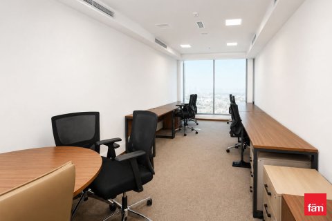 1136.7m² Office in Sheikh Zayed Road, UAE No. 165808 11