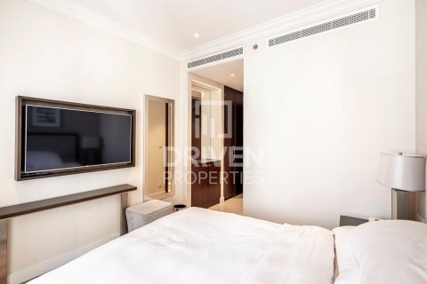 Квартира с 2 спальнями в The Address Residence Fountain Views, ОАЭ №85043 15