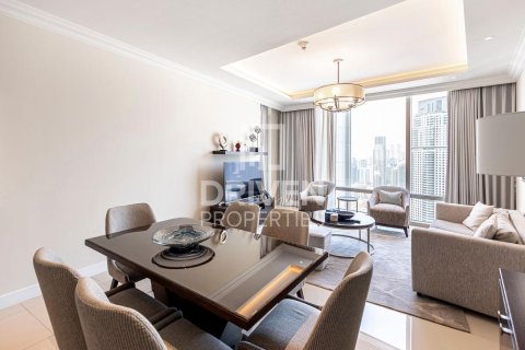 Квартира с 2 спальнями в The Address Residence Fountain Views, ОАЭ №85043 10