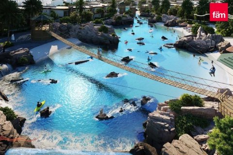 4 bedrooms Townhouse in Dubai, UAE No. 145377 9