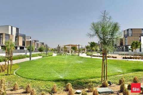 Townhouse de 3 dormitorios en Dubai, UAE No. 145379 4