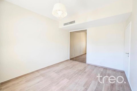 5 bedrooms Villa in Meadows, UAE No. 199048 9