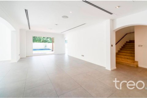 5 bedrooms Villa in Meadows, UAE No. 199043 9