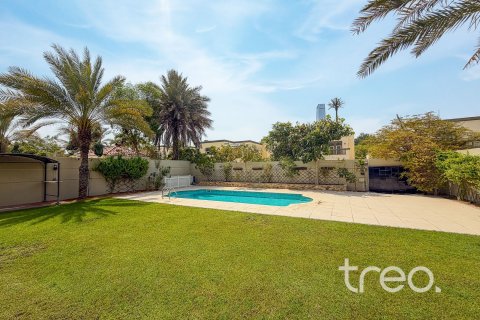 Villa de 4 dormitorios en Legacy, UAE No. 199045 5