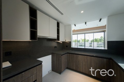4 bedrooms Villa in Harmony, UAE No. 199046 8
