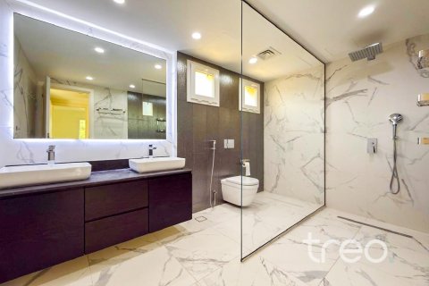 5 bedrooms Villa in Meadows, UAE No. 199047 9