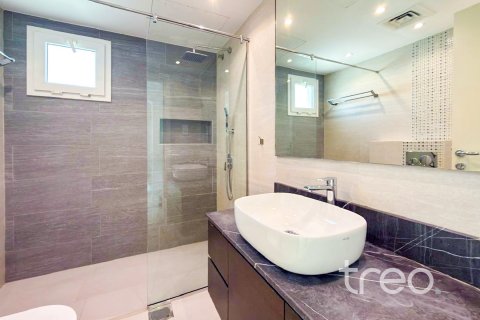 5 bedrooms Villa in Meadows, UAE No. 199047 12