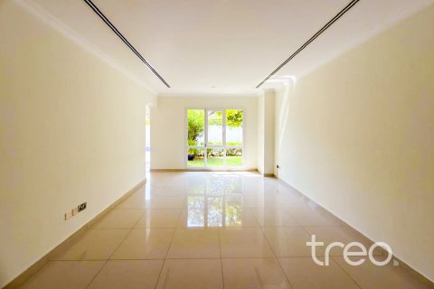 5 bedrooms Villa in Meadows, UAE No. 199047 5