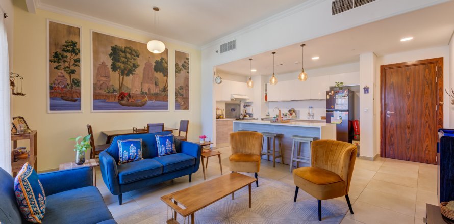 Квартира с 2 спальнями в Дубай, ОАЭ №146801