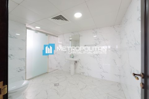 7 bedrooms Villa in Shakhbout City, UAE No. 48982 18