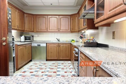 Appartement de 2 chambres à The Crescent, UAE No. 82695 8