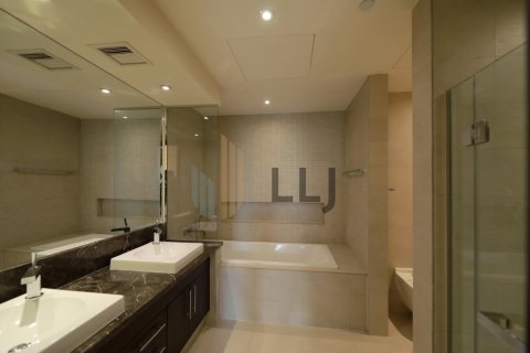 3 bedrooms Apartment No. 131508 12