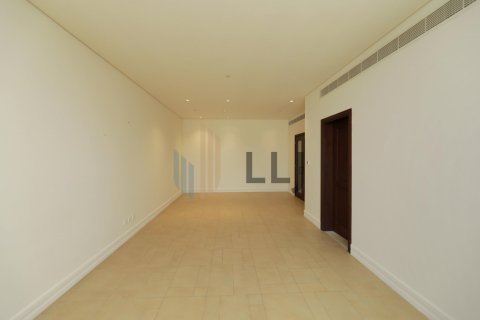 3 bedrooms Apartment No. 131508 4