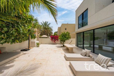 Villa de 5 chambres à Meadows, UAE No. 173424 25