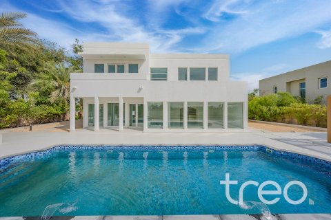 Villa de 5 dormitorios en Saheel, UAE No. 173430