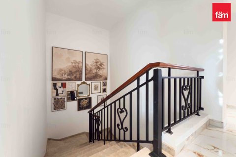 Вилла с 4 спальнями №131327 10