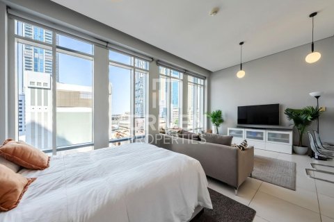 Studio Apartment in The Lofts, UAE No. 138897 6