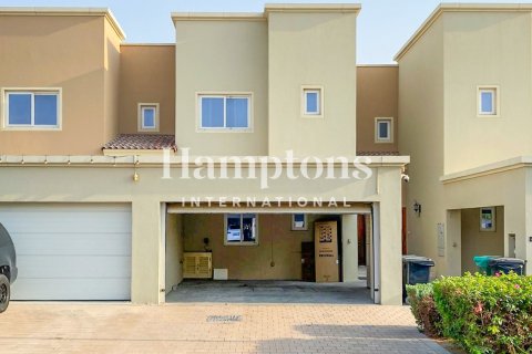 Townhouse de 3 dormitorios No. 118316 11