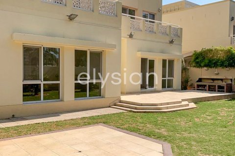 Villa de 4 dormitorios en Meadows 8, UAE No. 64979 13