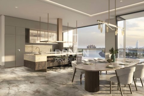 4 bedrooms Duplex in Palm Jumeirah, UAE No. 138148 10