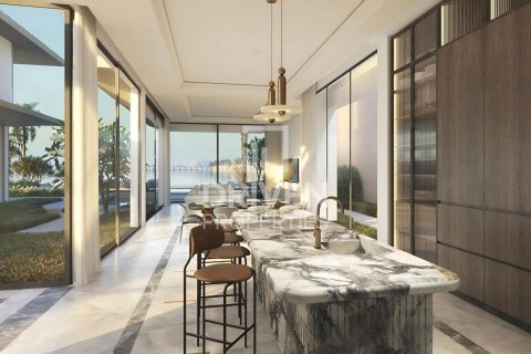 4 bedrooms Duplex in Palm Jumeirah, UAE No. 138148 3