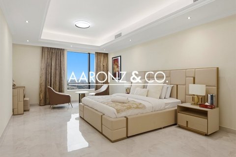 4 bedrooms Apartment in Jumeirah Lake Towers, UAE No. 147424 7