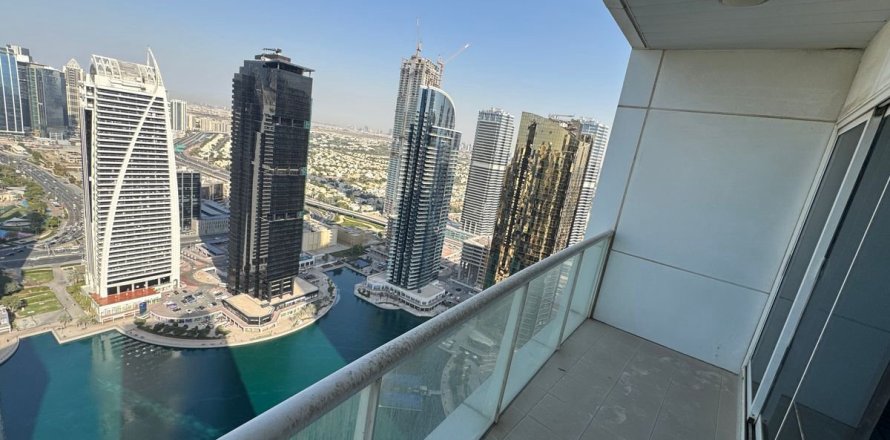 Appartement de 3 chambres à Dubai, UAE No. 168708