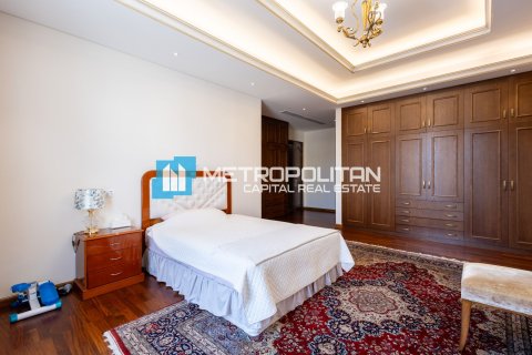 7 غرفة نوم  فيلا  رقم 131867 18