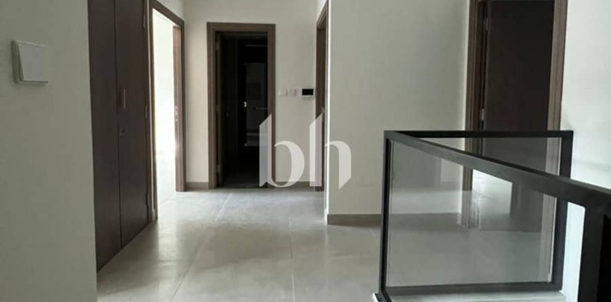 Townhouse de 4 dormitorios  No. 113339