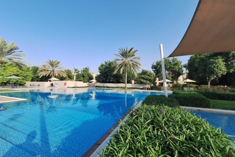 Villa de 4 dormitorios  No. 124432 4