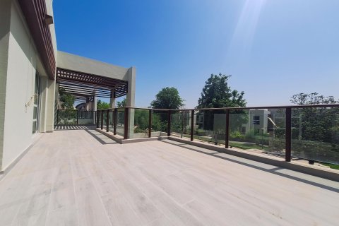 Villa de 4 dormitorios  No. 124432 29