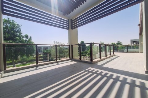 Villa de 4 dormitorios  No. 124432 28