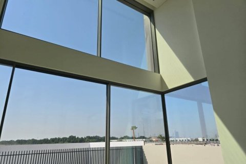 Вилла с 4 спальнями в Nadd Al Sheba, ОАЭ №144701 8