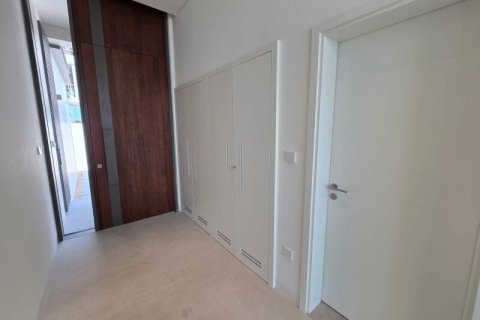 Вилла с 4 спальнями в Nadd Al Sheba, ОАЭ №144701 12