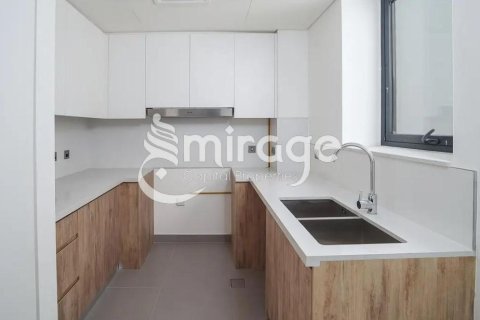 Townhouse de 2 dormitorios en  Yas Island, UAE No. 80996 10
