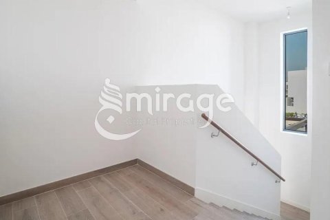 Townhouse de 2 dormitorios en  Yas Island, UAE No. 80996 7