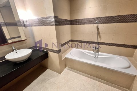 1 bedroom Apartment in Doha, Qatar No. 60937 13