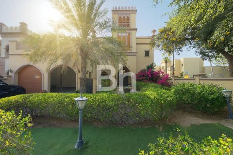 4 غرف نوم فيلا  رقم 113823 30