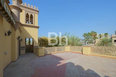 4 غرف نوم فيلا  رقم 113823 22