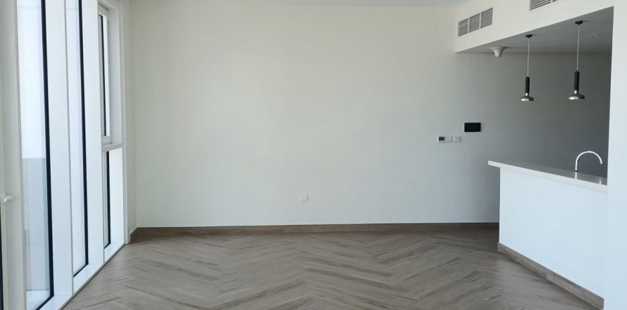 Apartment de 2 dormitorios en Al Kifaf, UAE No. 131256