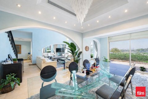 Villa de 4 chambres à Jumeirah Islands, UAE No. 144576 7