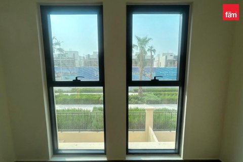 144m² Villa in Dubai, UAE No. 210587 9
