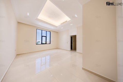 Villa de 5 chambres à Al Quoz, UAE No. 210586 20