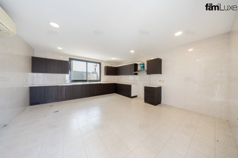 Villa de 5 chambres à Al Quoz, UAE No. 210586 7