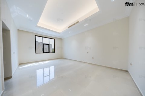 Villa de 5 chambres à Al Quoz, UAE No. 210586 11