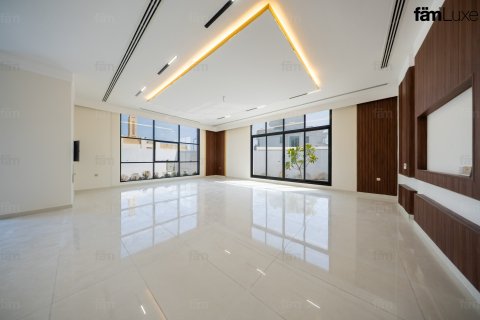 Villa de 5 chambres à Al Quoz, UAE No. 210586 15